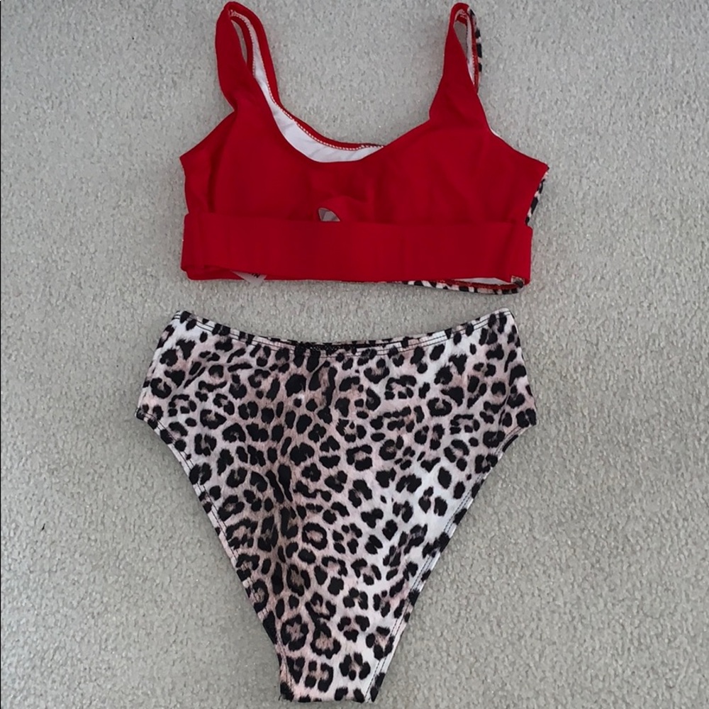 bathing suit - Picture 2 of 2